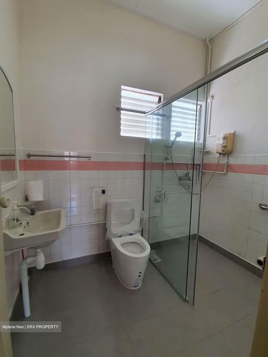 Thomson Garden Estate (D20), Terrace #588126471